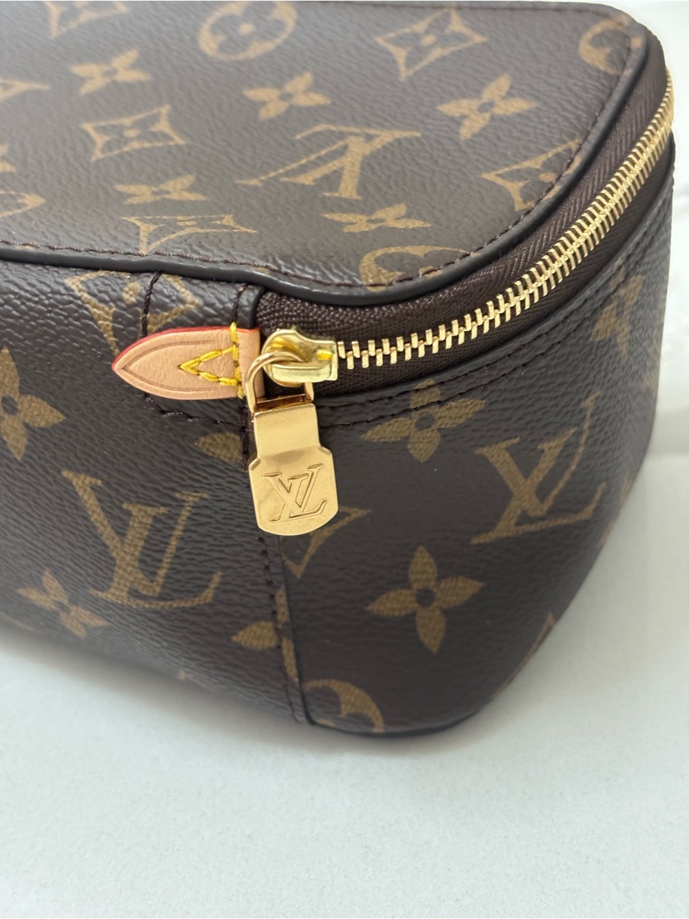 Louis Vuitton Monogram Canvas Packing Cube/ Cosmetic Case - Picture 3 of 8